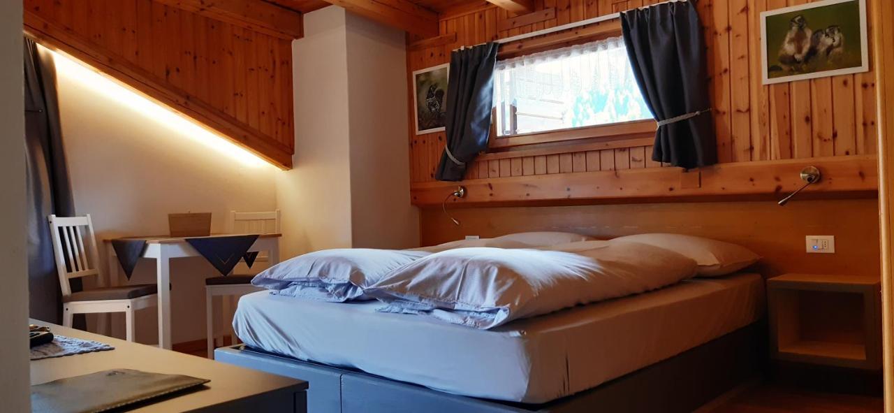 פאדולה La Pineta Apartment מראה חיצוני תמונה