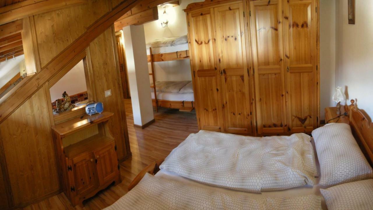 פאדולה La Pineta Apartment מראה חיצוני תמונה